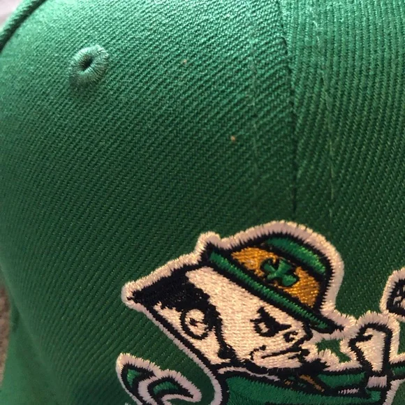 Notre Dame Fighting Irish Green New Era Baseball Cap One Size Fits Most NWD - Picture 3 of 11